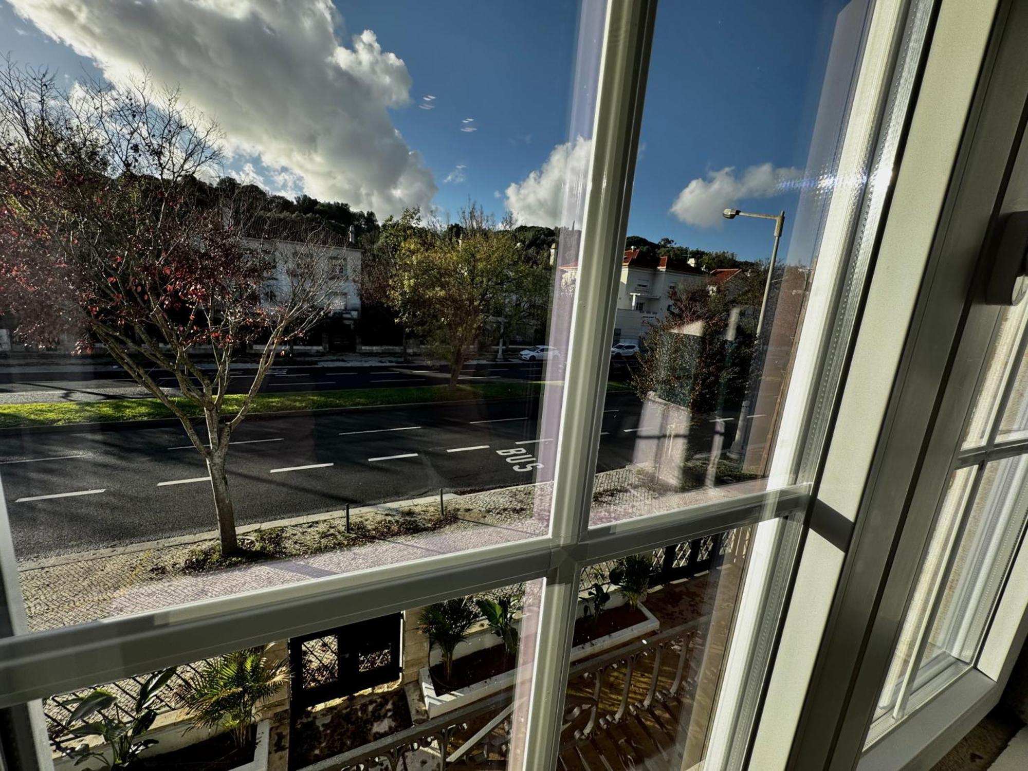 Relax And Explore Lisbon Suites And Rooms Extérieur photo