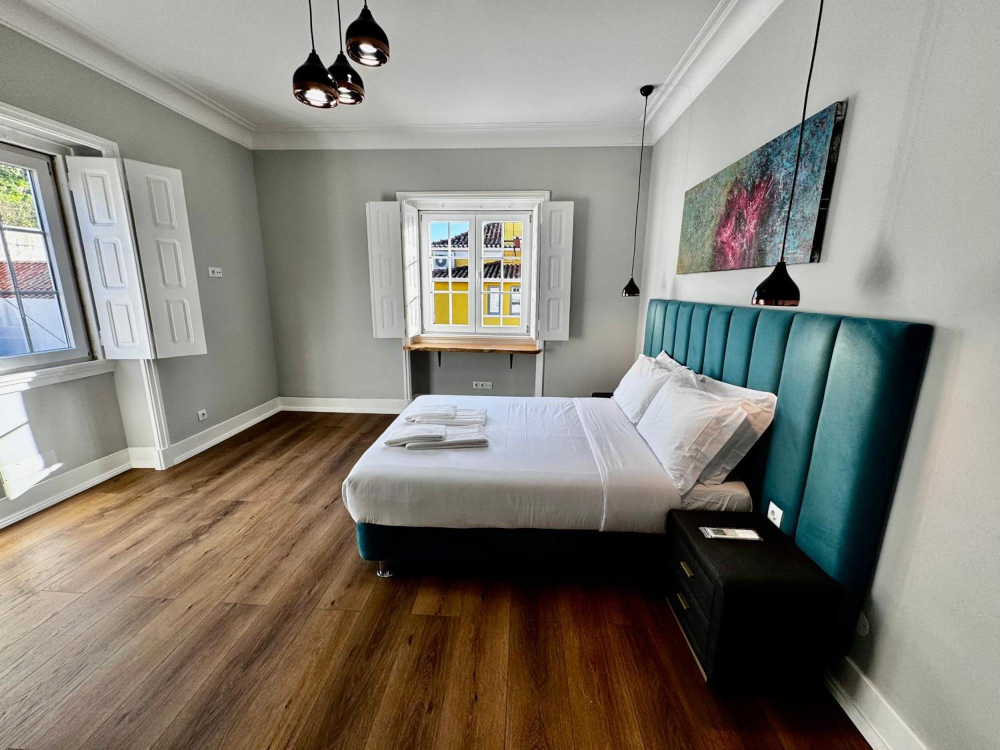 Relax And Explore Lisbon Suites And Rooms Extérieur photo
